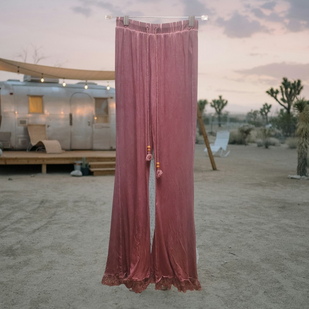 POL Dusty Rose Pants with Tassel and Lace Details New